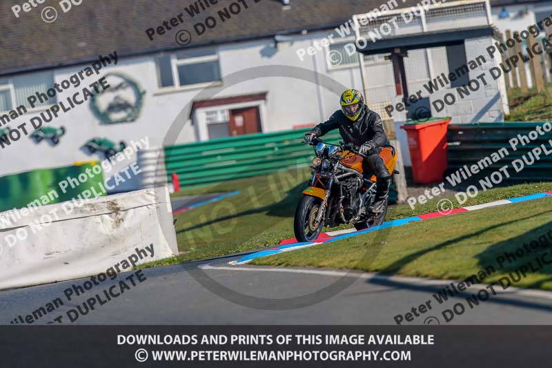 PJM Wedding Photography;enduro digital images;event digital images;eventdigitalimages;mallory park;mallory park photographs;mallory park trackday;mallory park trackday photographs;no limits trackdays;peter wileman photography;racing digital images;trackday digital images;trackday photos